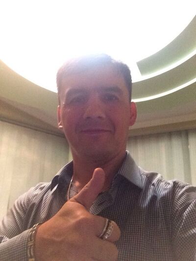  ,   Allan, 44 ,   