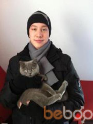  ,   Leoandy, 46 ,  