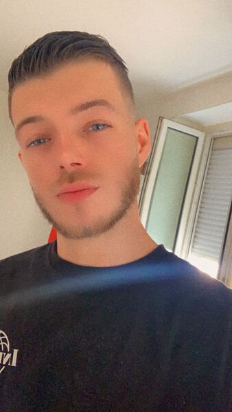  ,   Jojo, 26 ,   ,   