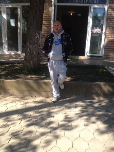  ,   Pablo, 37 ,   ,   