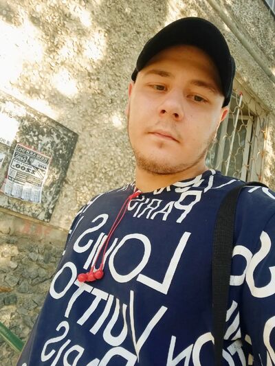  ,   Vakhtang, 28 ,   ,   , c 