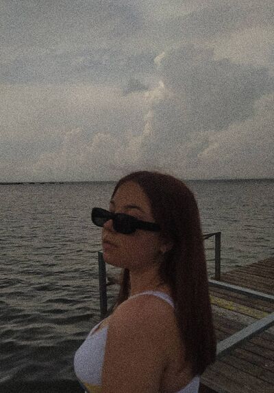  ,   Alina, 20 ,   