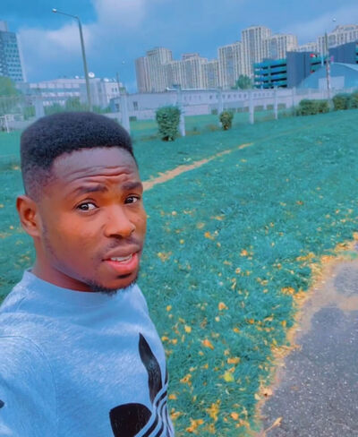  ,   Ernest, 32 ,     , c 