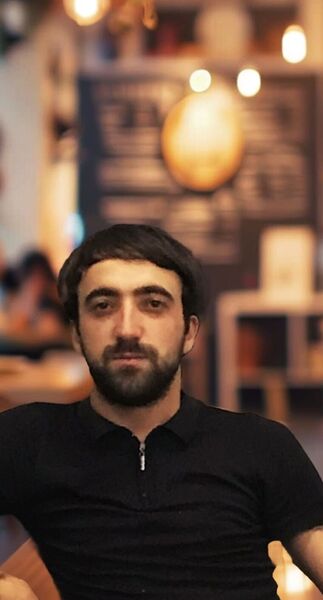  ,   Artur, 28 ,   ,   , c , 