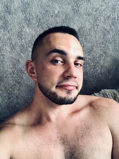  -,   Vladislav, 32 ,   ,   , c 