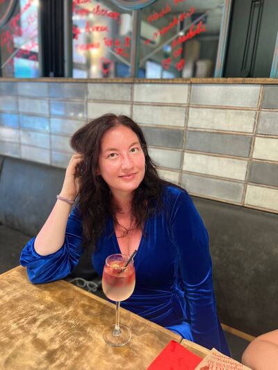  ,   Ksenya, 39 ,  