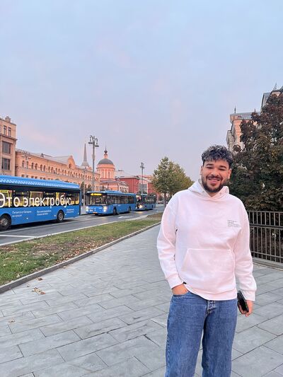  ,   Amr, 23 ,   ,   