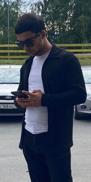  ,   Vova, 34 ,     