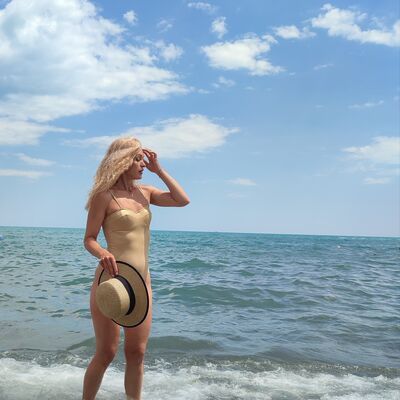  ,   Svetlana, 45 ,   c 