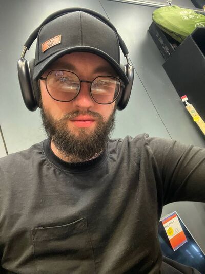  ,   Vlad, 29 ,   ,   