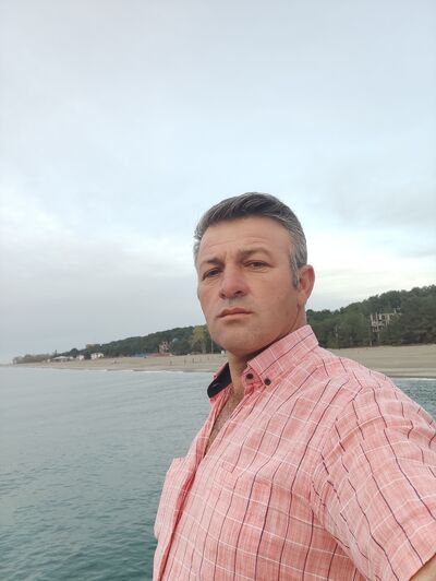  ,   Mehmet, 44 ,   ,   