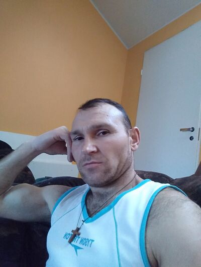  ,   Andrei, 45 ,   ,   , c 