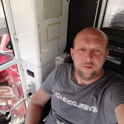  ,   Alexander, 42 ,   ,   , c 