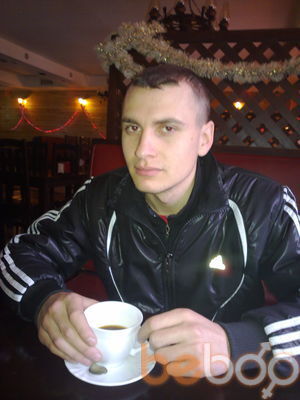  ,   Robert, 34 ,   