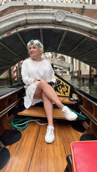  ,   Lana, 59 ,   