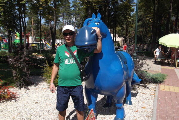  ,   Petr, 43 ,   ,   , c 