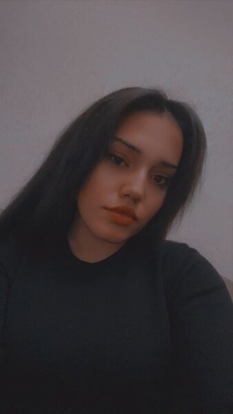  --,   Maryam, 22 ,   ,   