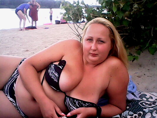  ,   Elenocka, 38 ,   