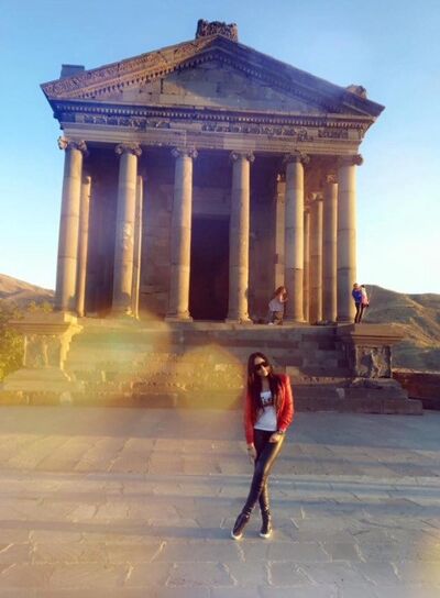  ,   Natali, 31 ,   