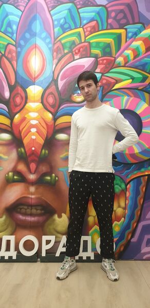  ,   Nikolas, 27 ,   ,   , c 