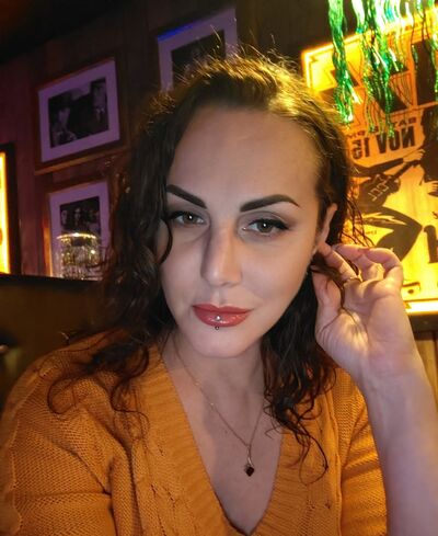  ,   Anna, 50 ,   ,   