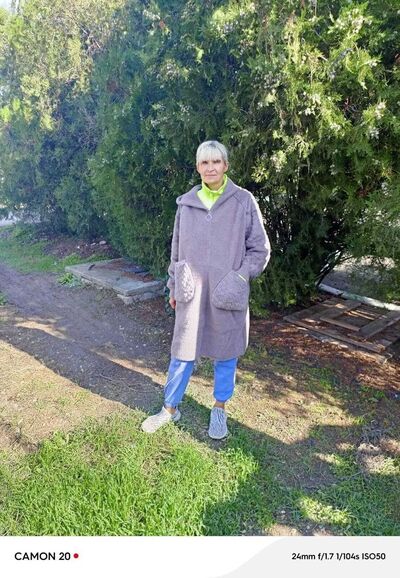  ,   Tamara, 52 ,   c , 