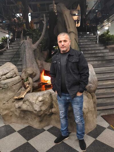  ,   Sarqis, 42 ,   ,   