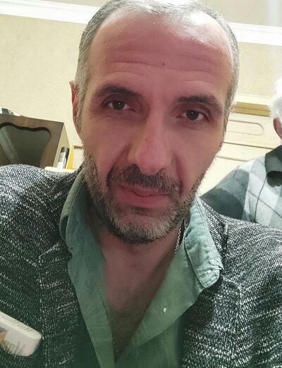  ,   Leon, 43 ,   ,   