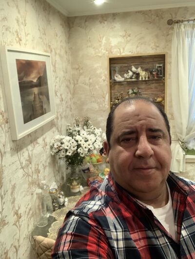  ,   Mario, 49 ,   ,   