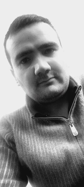  ,   Alex, 32 ,   ,   