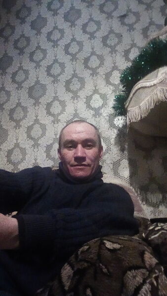  ,   Nikolik, 42 ,   ,   , c 