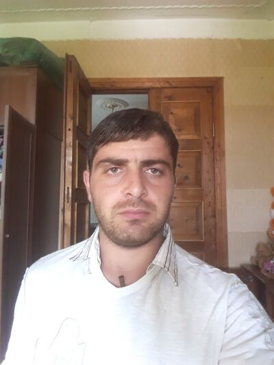  ,   Dima, 37 ,   