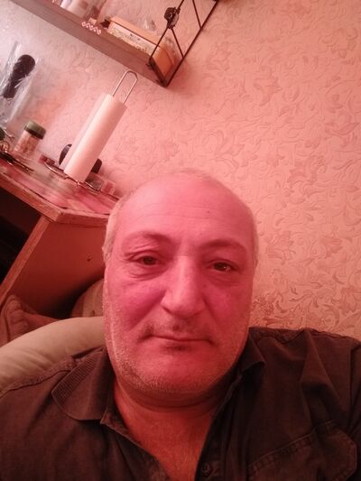  ,   Garik, 50 ,  