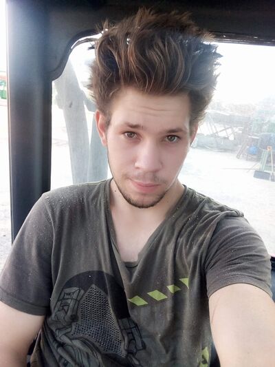  ,   Alexander, 24 ,   ,   