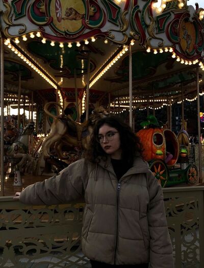  ,   Viktoria, 22 ,   ,   , c , 