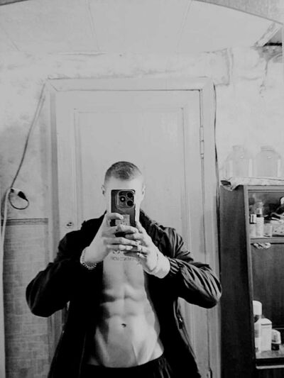  --,   , 24 ,   