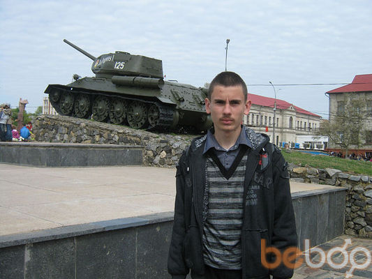  ,   Maksim, 32 ,   ,   , c 