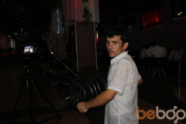  1872544  Davron, 35 ,    