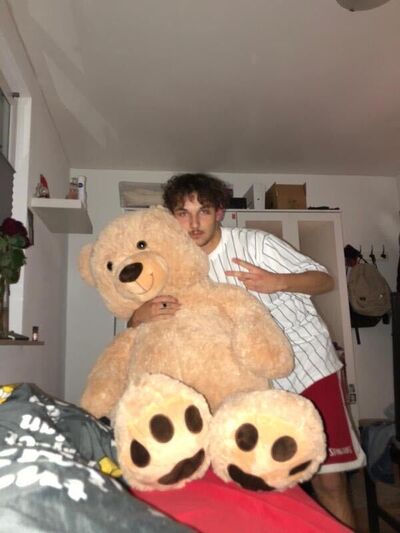  Acala del Rio,   Carlos, 21 ,   ,   