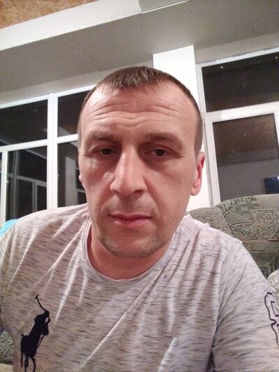  ,   Rafael, 41 ,   ,   , c 