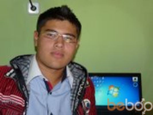  ,   Botir, 32 ,   