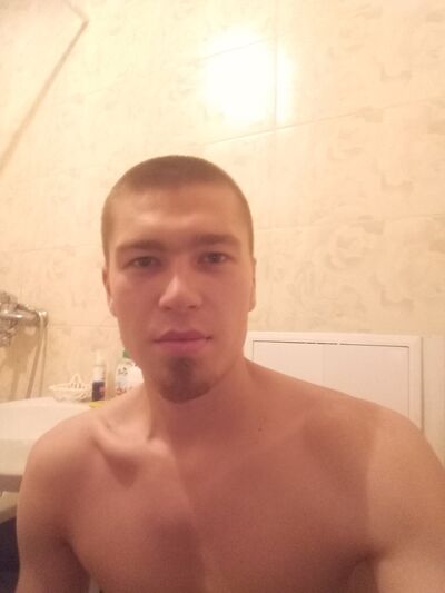  ,   Ruslan, 32 ,   