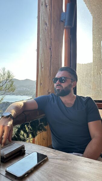  ,   Vadim, 36 ,   ,   