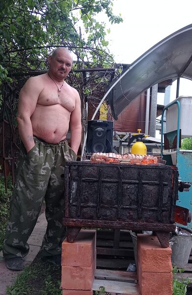  ,   Oleg, 49 ,   ,   