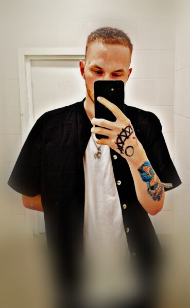  ,   Stas, 25 ,   ,   , c , 