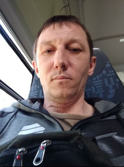  ,   Maksim, 37 ,   c 