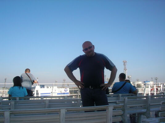  ,   Oleg, 56 ,   ,   , c 