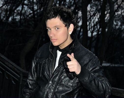  ,   LUKA, 32 ,   ,   , c 