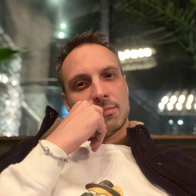  ,   NIKNIK, 35 ,   c 