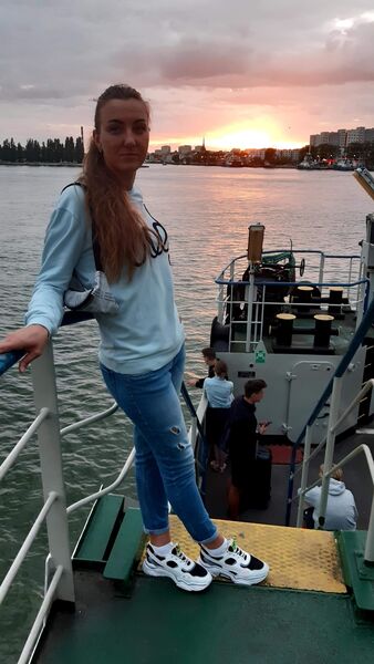  -,   Nataliia, 40 ,   ,   